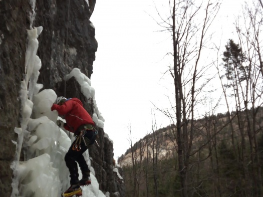Arrampicata su ghiaccio