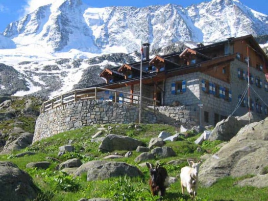Trekking Denza refuge