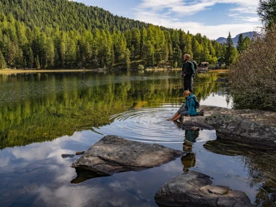 Trekking to Malghette lake_0